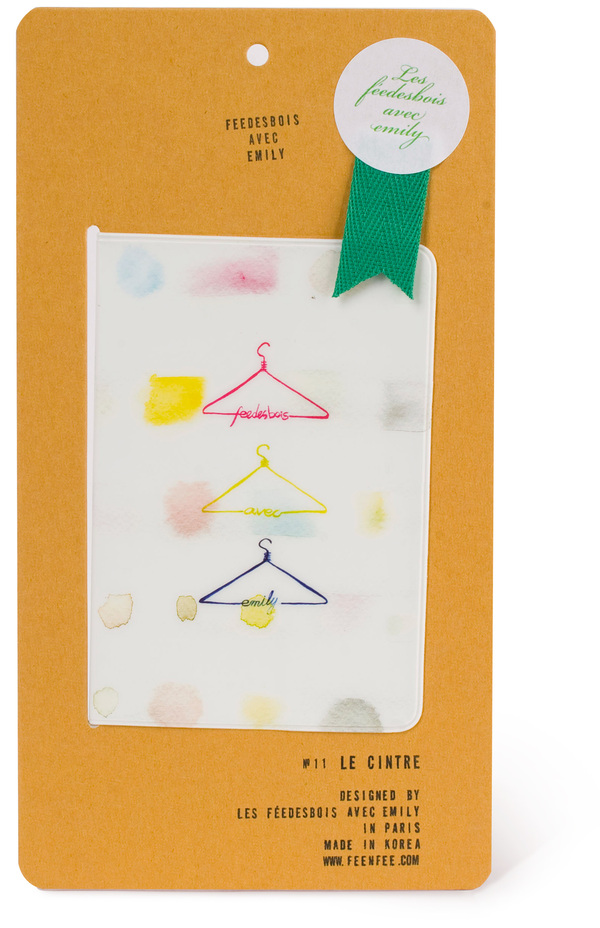 Hanger passport cover