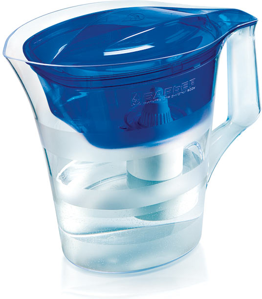 Twist water filter jug